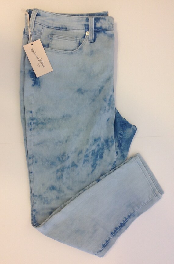 Womens Universal Threads NWT High Rise 