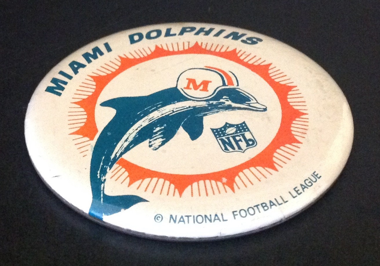 Miami Dolphins Vintage 1970s 3.5 Pinback Button Helmet On