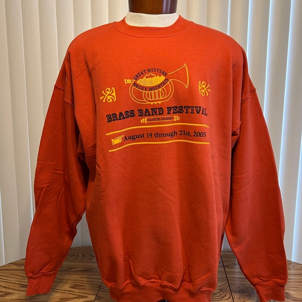 Silverton Colorado Graphic Sweatshirt “Brass Band Festival” Brown Hanes Mens XL