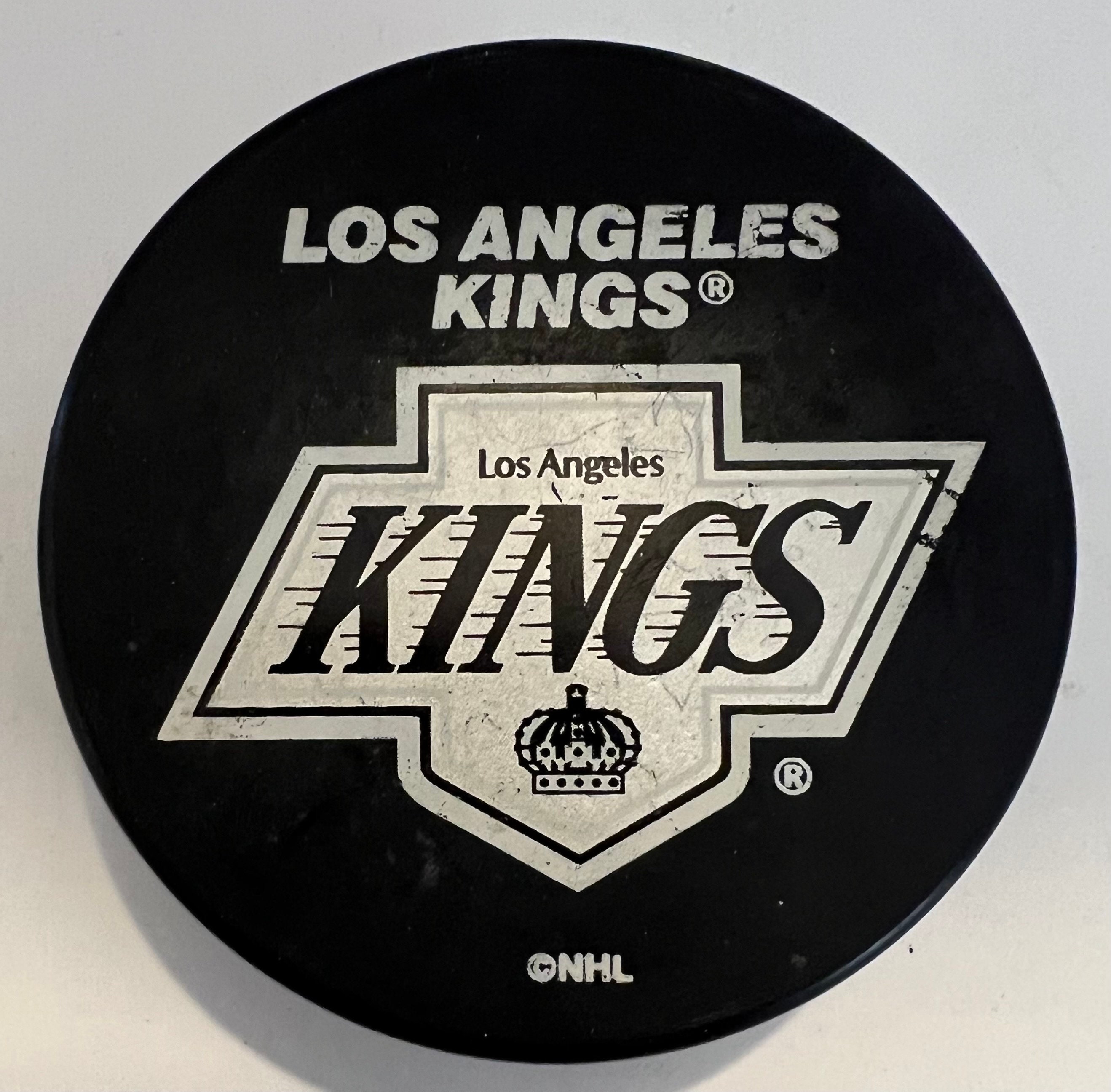 Los Angeles Kings Retro Logo Hockey Puck Shaped Area Rug