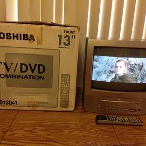 Toshiba 13 Crt Tv Dvd Combo Television Md13q41 With Remote In Etsy