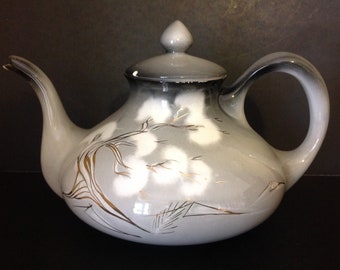 1950s Sascha Brastoff Surf Ballet Gray White Teapot W/lid Abstract Trees  Whimsical 7.5 