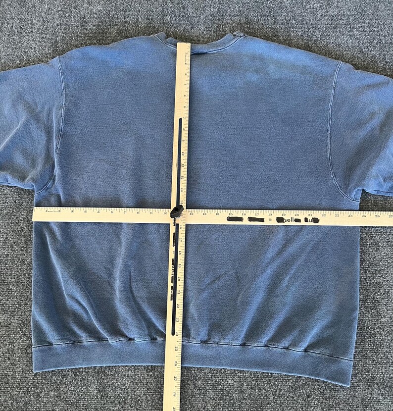 Nike VTG Sweatshirt Blue Green “Sports & Fitness” Screen Print Distressed Y2K bild 4