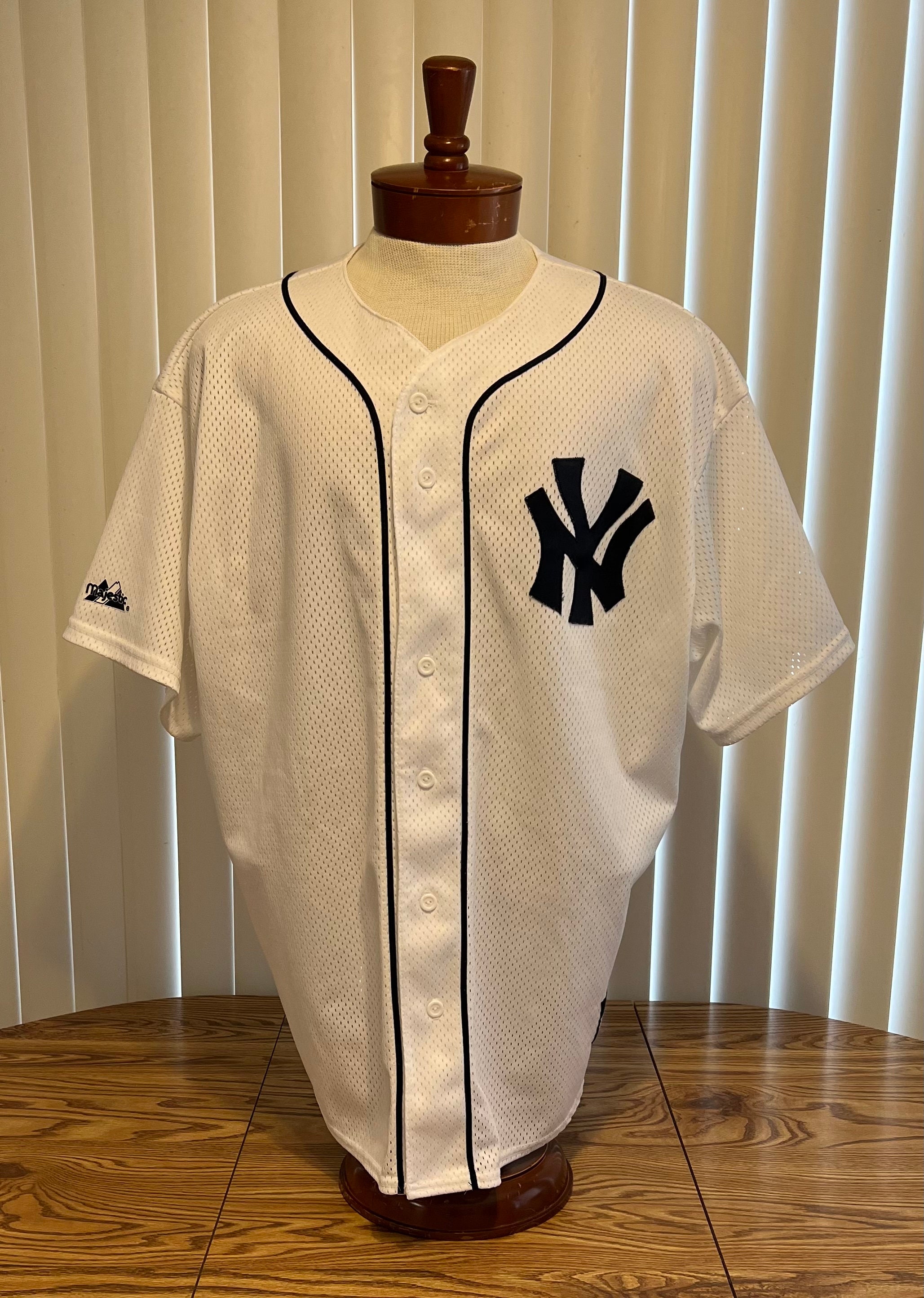 Men's New York Yankees Majestic Navy Jersey