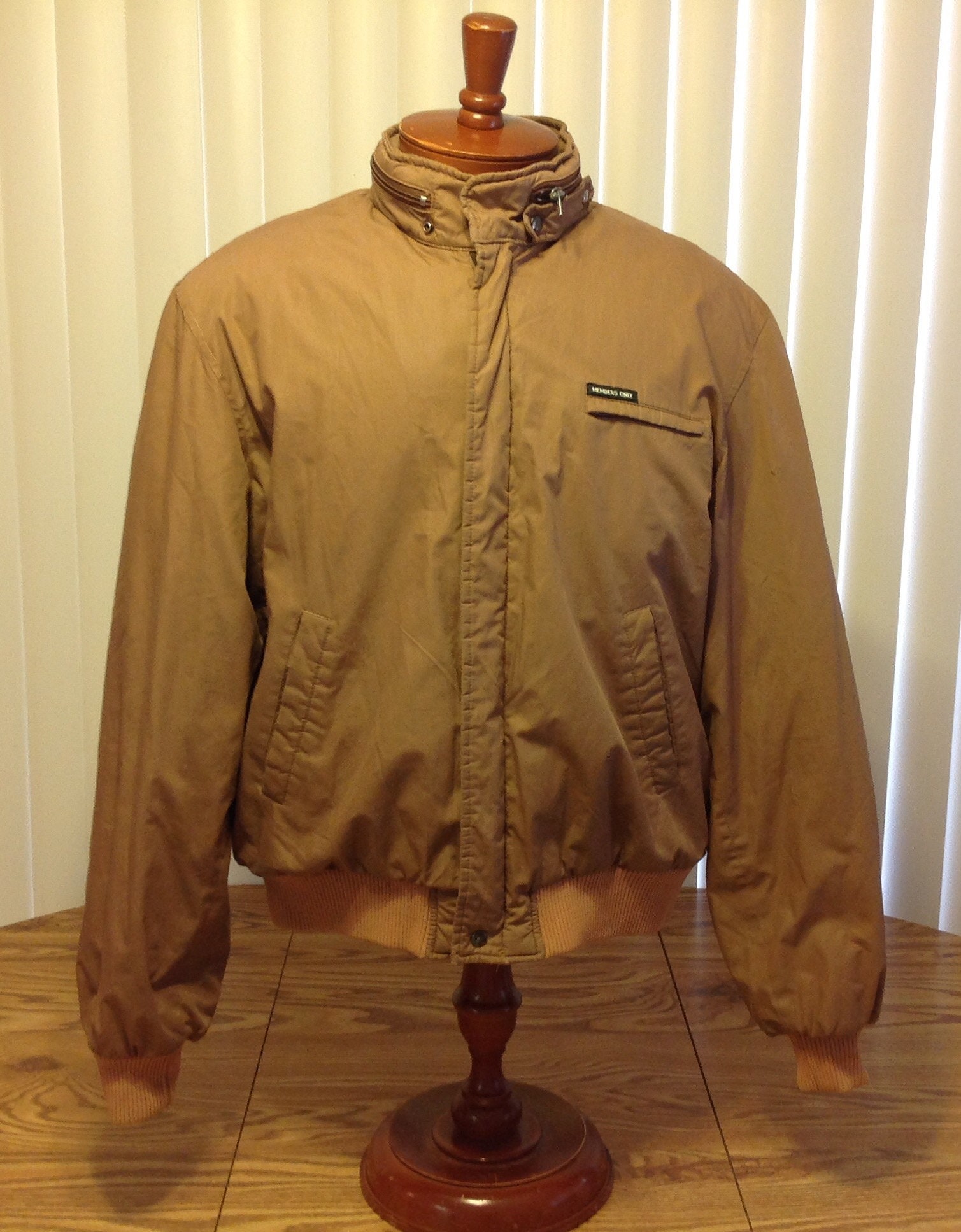 Vintage Members Only Mens Jacket Size 42 Large Green Lined Padded