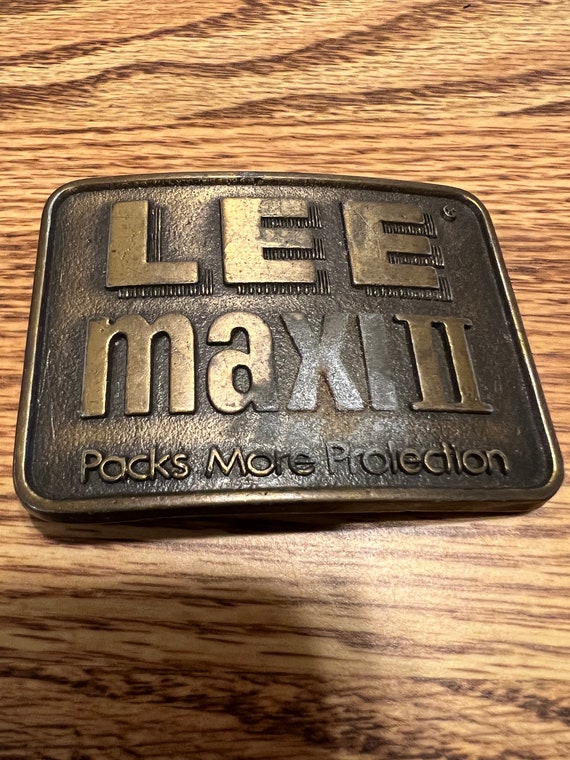 Vintage “Lee Maxi II” Brass Advertising Belt Buck… - image 1