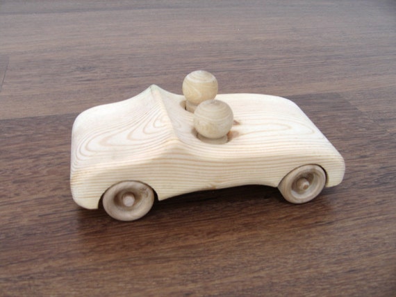 Fini naturel de fabrication artisanale en bois voiture voiture de jouet  avec deux personnes de peg waldorf kids play -  France