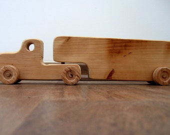 Tommy de peuter's houten vrachtwagen - een waldorf houten speelgoed, kinderen pretend play