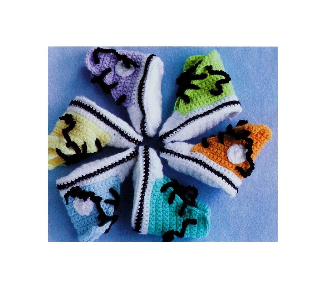 Crochet Baby Sneaker Booties Pattern - Lace up Shoes for 0 - 6 Mos ...