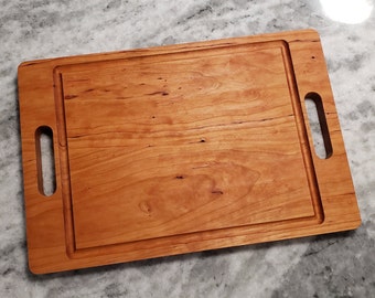 Hermosa tabla de cortar de nogal, tabla de servir hecha en EE. UU. con madera dura natural de EE. UU.