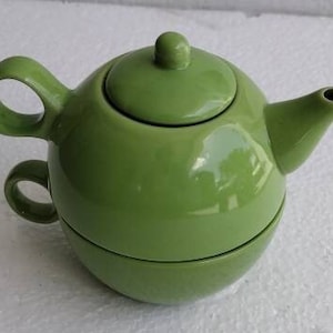 Old Amsterdam Green Color Stoneware Pottery Collectible Teapot Tea & Mug Container, Porcelain Works