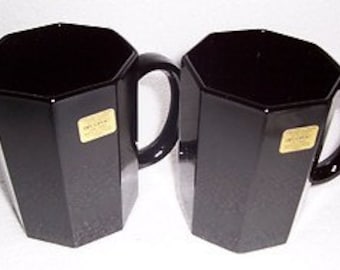 Vintage Arcoroc Octime Czarne szklane kubki: Francuskie ośmiokątne filiżanki do kawy, zestaw 2 sztuk