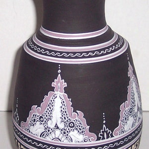 HandMade & Hand Painted Morocco Pottery Collectible Vase Signed SAISSI SAFI