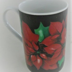 DUNOON Collectible Poinsettia, Mug Stoneware White Fine Bone China Mug, Made In Scotland