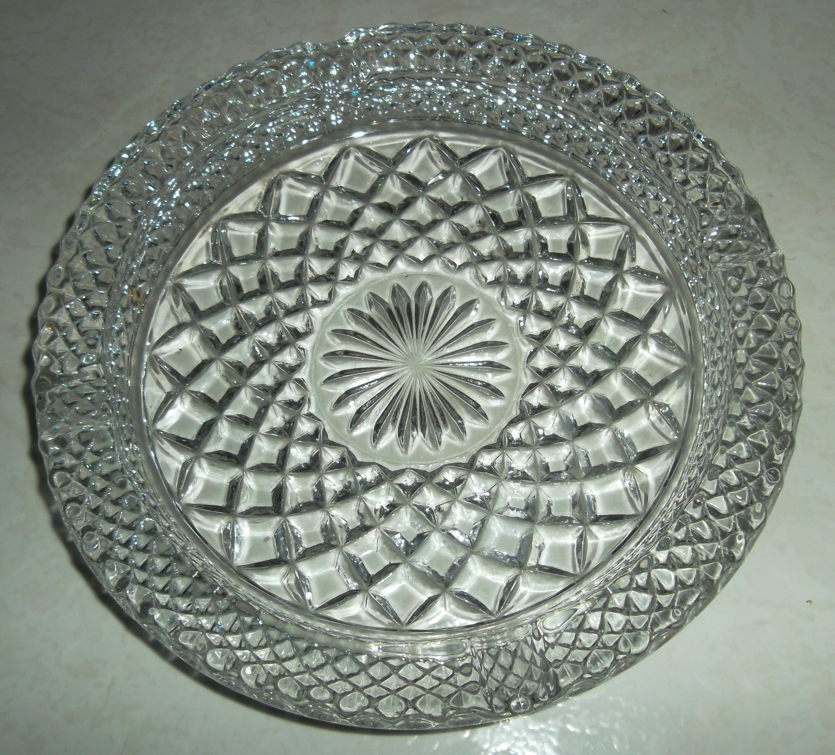 Vintage American 8 Cut Crystal Symmetric Flower Design Collectible