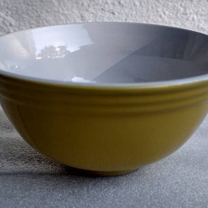 Room Essentials Yellow Color Stoneware Collectible  Coupe Soup/Cereal Bowl in Yellow/White