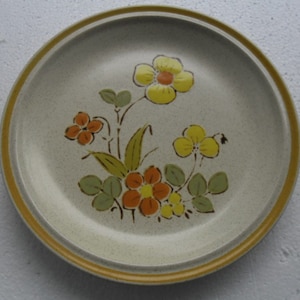 Vintage Hearthside Sunshine Flowers Dinner Plate, Garden Festival, Made In Japan