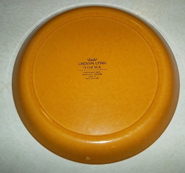 EXPO'70 ニュージーランドのcrown lynn社の皿 【公式通販】