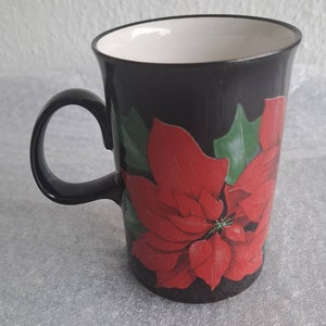 DUNOON Collectible Poinsettia, Black Mug Stoneware White Fine Bone China Mug, Made In Scotland