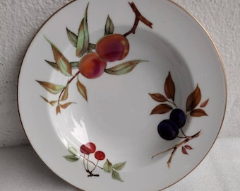 Vintage Royal Worcester Evesham Gold Bowl: Bone China Fruit Plate