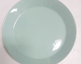 Collectible Large Stoneware Dinner Plate Light Green Color by Cuisinart