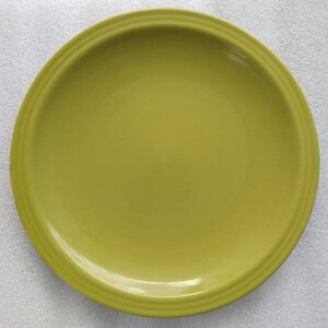 Room Essentials Lime Green Color Stoneware Collectible Dinner Plate  10 5/8&#39;&#39;