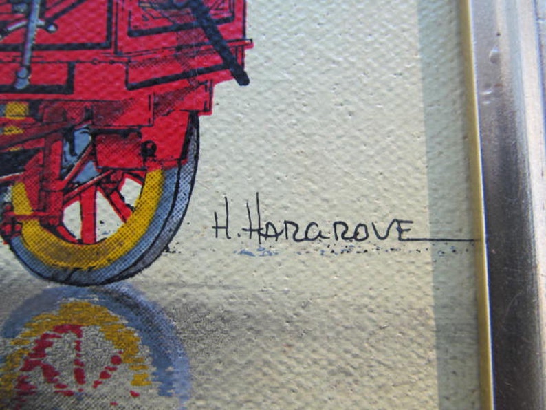 K&ouml;nnte beinhalten: Eine rote und gelbe Lokomotive mit einer schwarzen Signatur "H. Haracrove" auf wei&szlig;em Hintergrund.