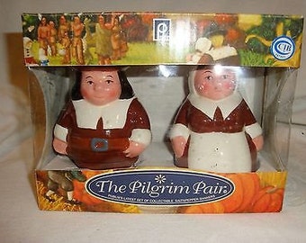 2000 The Pilgrim Pair" Thanksgiving Serving Salt & Pepper Shakers By Publix