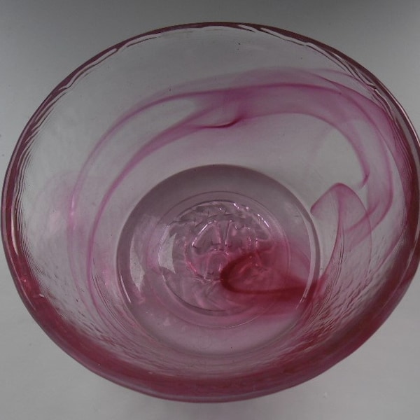 Kosta Boda Ulrica Hydman-Vallien Hot Pink Swirl Designed Bowl Glassware- Signed/Stamped