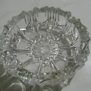 VINTAGE Crystal Glass Diamond Cut Star of David Depression Solid Heavy Clear Glass Ashtray