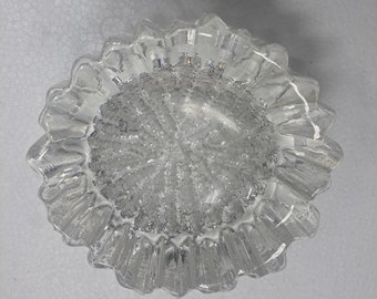 Vintage Littale Finland Seita Wirkkala Icicle Round Crystal Glass Tabel Ashtray Display in Pressed Glass