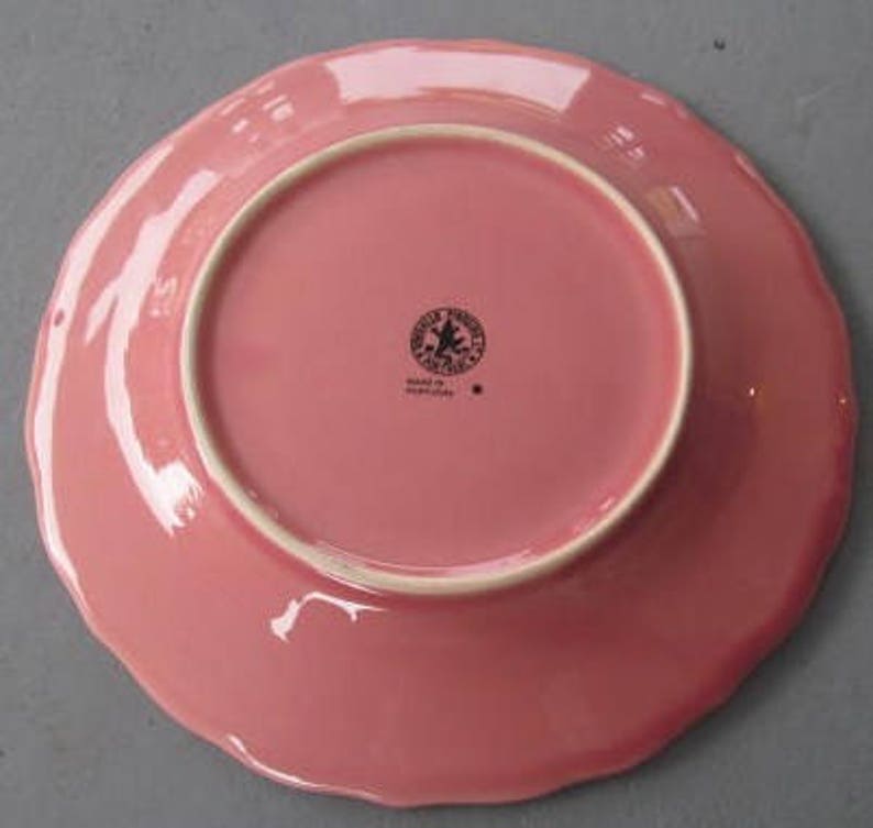 BORDALLO Pinheiro Accent PINK Collectible Rabbit Luncheon Plate in Farm by Bordalla Pinheiro Made in Portugal