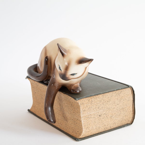 Siamese Cat Shelf Figurine | Siamese Ceramic Cat | DeLee Art California | Mid Century Decor | Retro Cat | The Cat Lover | Gift for Cat Lover