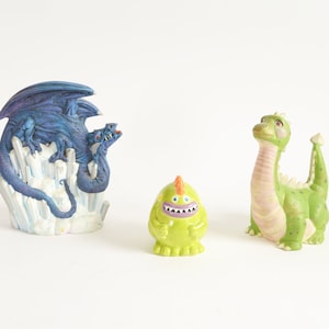 Drakenbeeldjes | Leuke jongenskamerdecoratie | Kinderdecoratie | Leuk drakencadeau | Groene draak | Speelgoeddinosaurusbeeldje | Beeldje Blauwe Draak