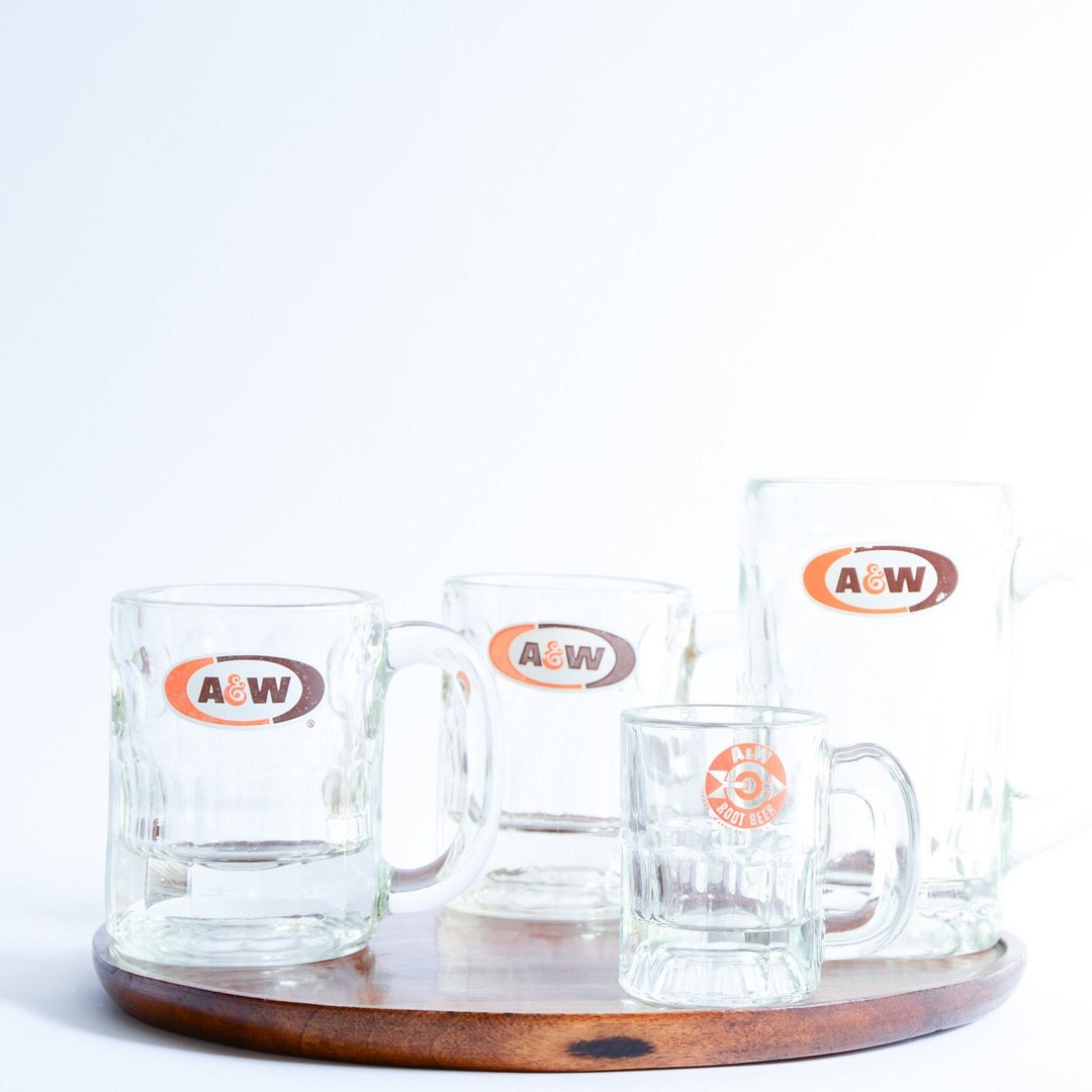 MUG ROOT BEER 12缶✖︎4ケース Amazon.com : Mug Root Beer, 12 Fl Oz Cans (Pack of 12