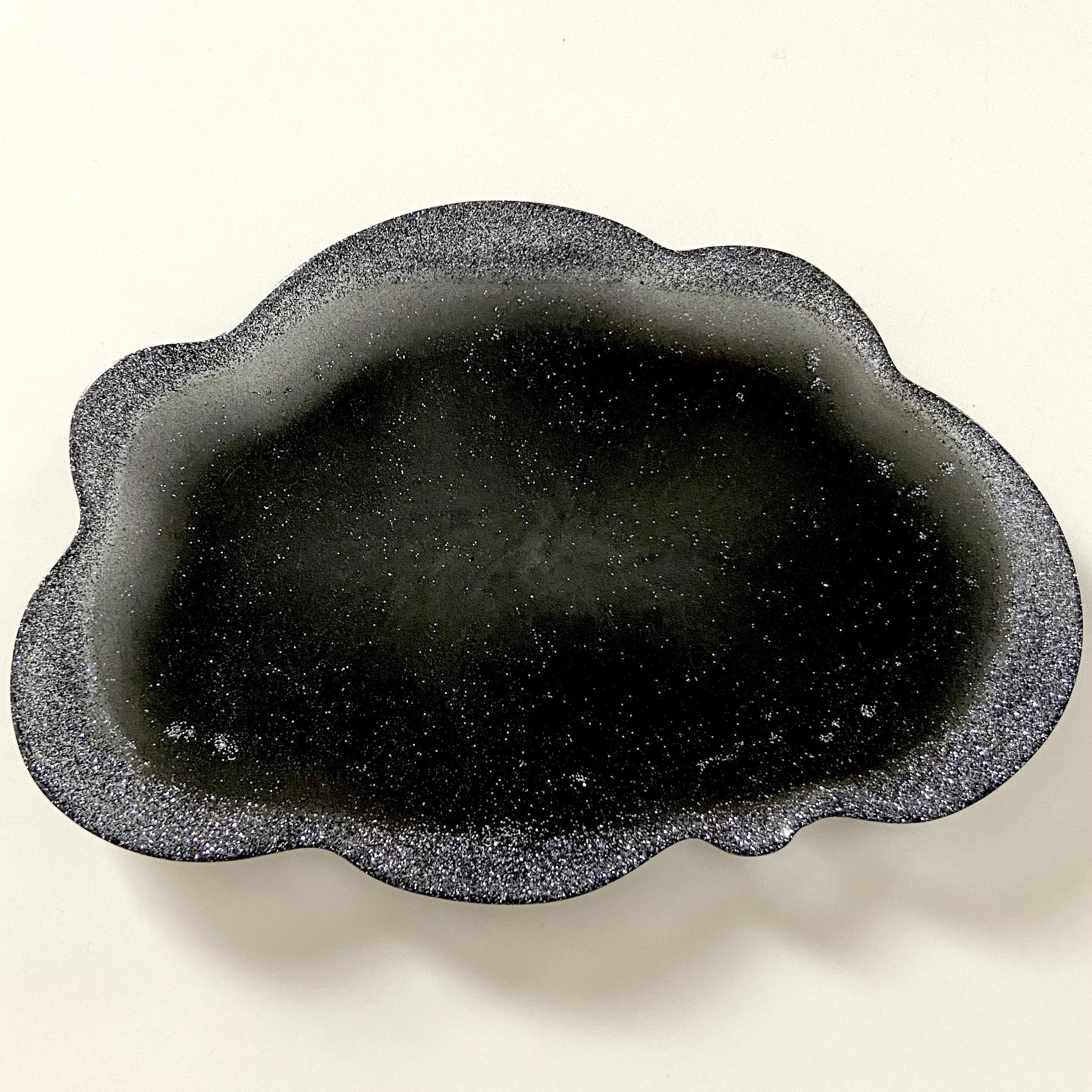 Black cloud resin tray
