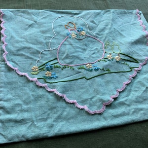 Antique 1920s Handmade and Hand Embroidered Sewing Lap Bag