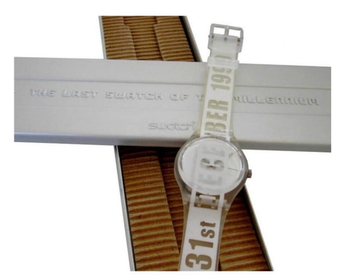 New 1999 Vintage Swatch gent CARD GK302 The Last Swatch of the Millennium collectible box date on strap 34mm unworn