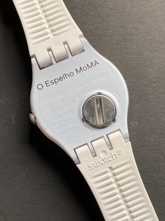 New Swatch Watch MoMa Special Artist Beatriz Milh… - image 4