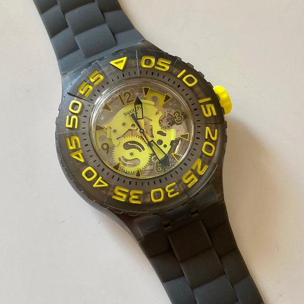 Nuevo Reloj Swatch Scuba Libre Cuttlefish SUUM100 en caja original batería nueva sin usar