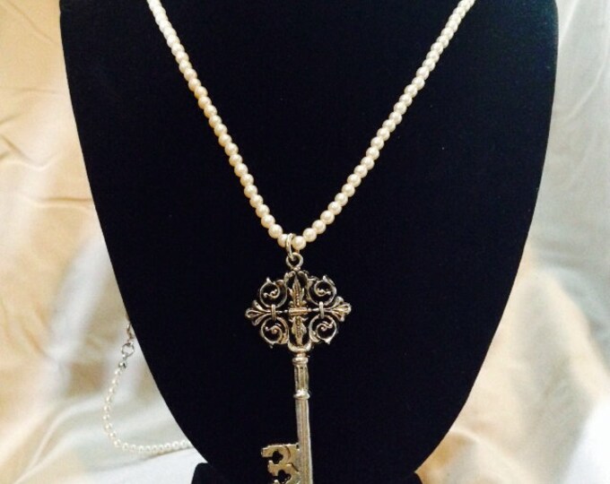 Vintage key pendant Clearance