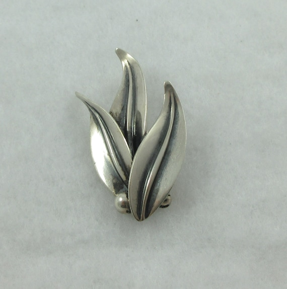 専用＊ヴィンテージ＊N.E.FROM ブローチ① リーフ シルバー 北欧