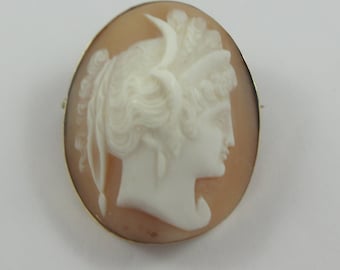 Vintage 9K Gold Hand Carved Shell Cameo Mother Mary Madonna