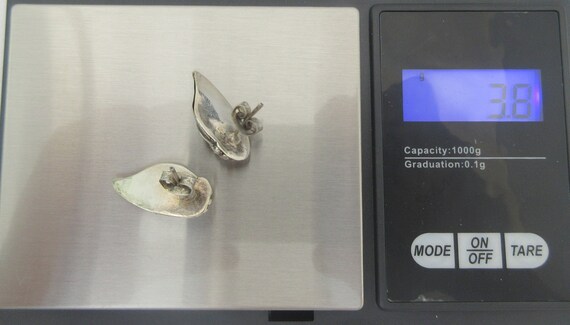 Sterling Silver Amethyst Leaves Stud Earrings - image 9