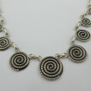 Graduated 999 Silver Swirls Pendant Necklace