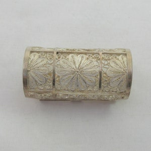 Art Deco 950 Silver Filigree Perfume Vinaigrette Snuff Brooch- Trombone Clasp