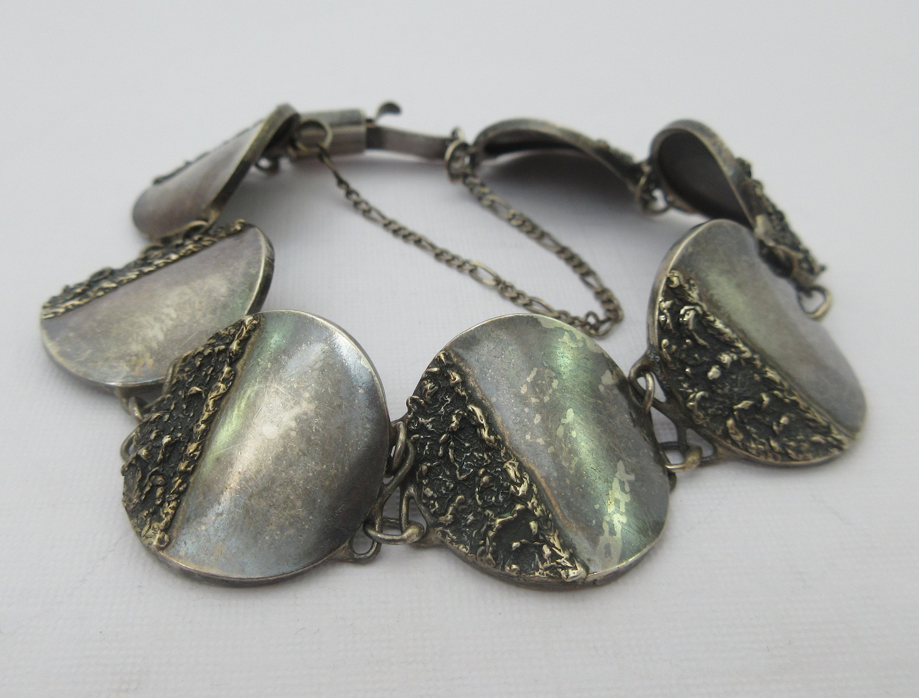 ポーランド製スターリングシルバー モダニスト テクスチャード