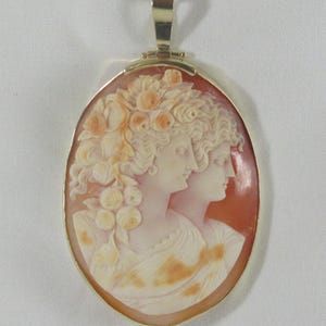 Large 14k Yellow Gold Shell Cameo Pendant