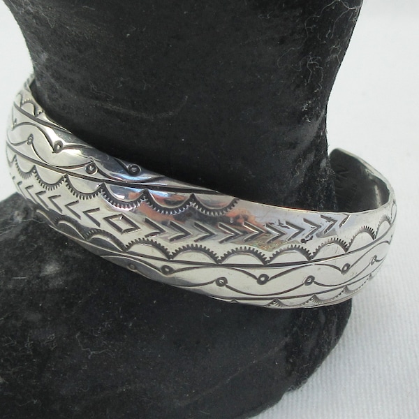 Southwestern Nakai Sterling Silver Cuff Bracelet- Small Wrist