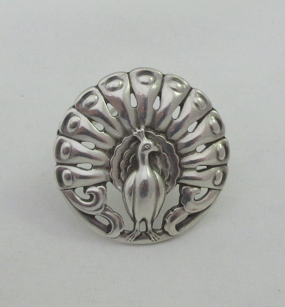 Coro Norseland Sterling Silver Peacock Round Brooc